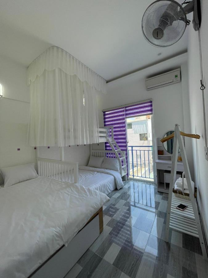 Tasmania Hotel Danang 2*
